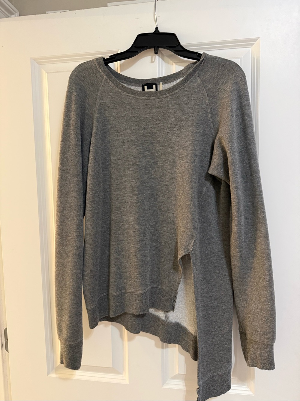 H by bordeaux gray angle sweatshirt medium